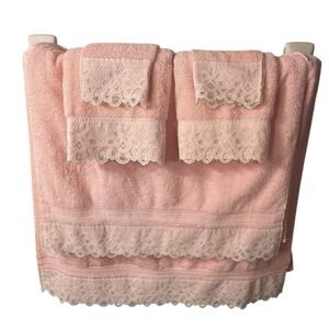 Vintage Fieldcrest Cannon 100% Cotton Embroidered Lace Pink Towel Set Whimsical